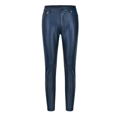 "Pantaloni donna in pelle elasticizzati neri, eleganti e versatili, ideali per un look chic autunnale."