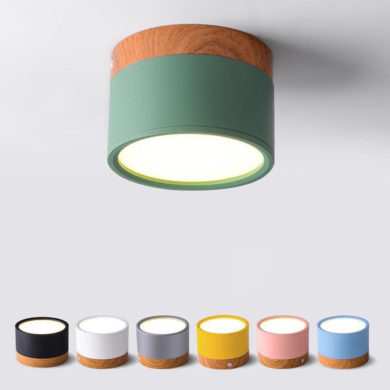 "Plafoniera cilindrica LED moderna per interni, struttura in alluminio, finitura elegante, luce uniforme, disponibile in vari