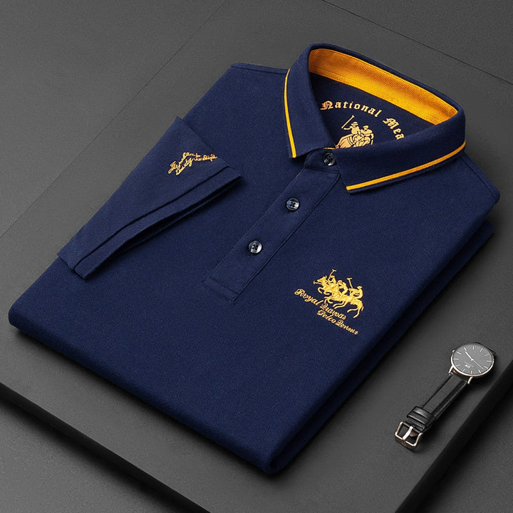 "Polo da uomo elegante, maniche corte, tessuto di lusso, colori vari, colletto a costine, bottoni frontali."