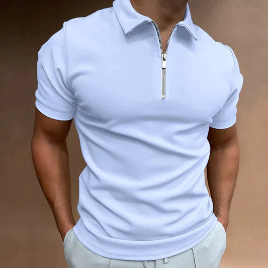 "Polo uomo elegante con zip, design moderno, colore blu navy, tessuto traspirante, look casual chic perfetto per ogni occasio