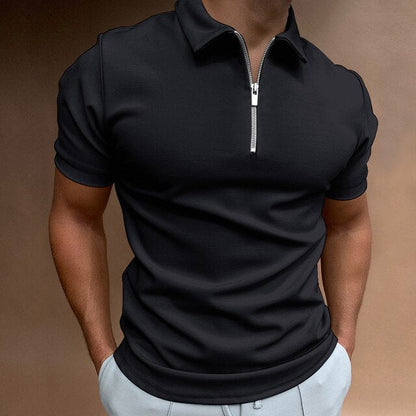 "Polo uomo elegante con zip, design moderno, colore blu navy, tessuto traspirante, look casual chic perfetto per ogni occasio