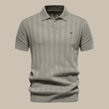 "Polo uomo elegante lana merino beige, traspirante, versatile, stile casual e formale, disponibile in diverse taglie."