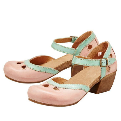 "Sandali eleganti donna Sofia, design raffinato, vista laterale, materiali alta qualità, comfort eccezionale, colore beige."