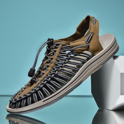 Sandali unisex leggeri, traspiranti, grigi, con cinghie regolabili, ideali per avventure estive all'aperto.