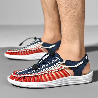 Sandali unisex leggeri, traspiranti, grigi, con cinghie regolabili, ideali per avventure estive all'aperto.