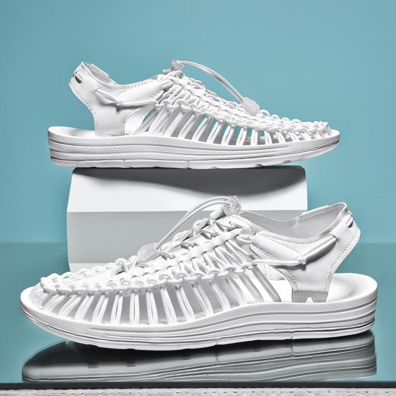 Sandali unisex leggeri, traspiranti, grigi, con cinghie regolabili, ideali per avventure estive all'aperto.
