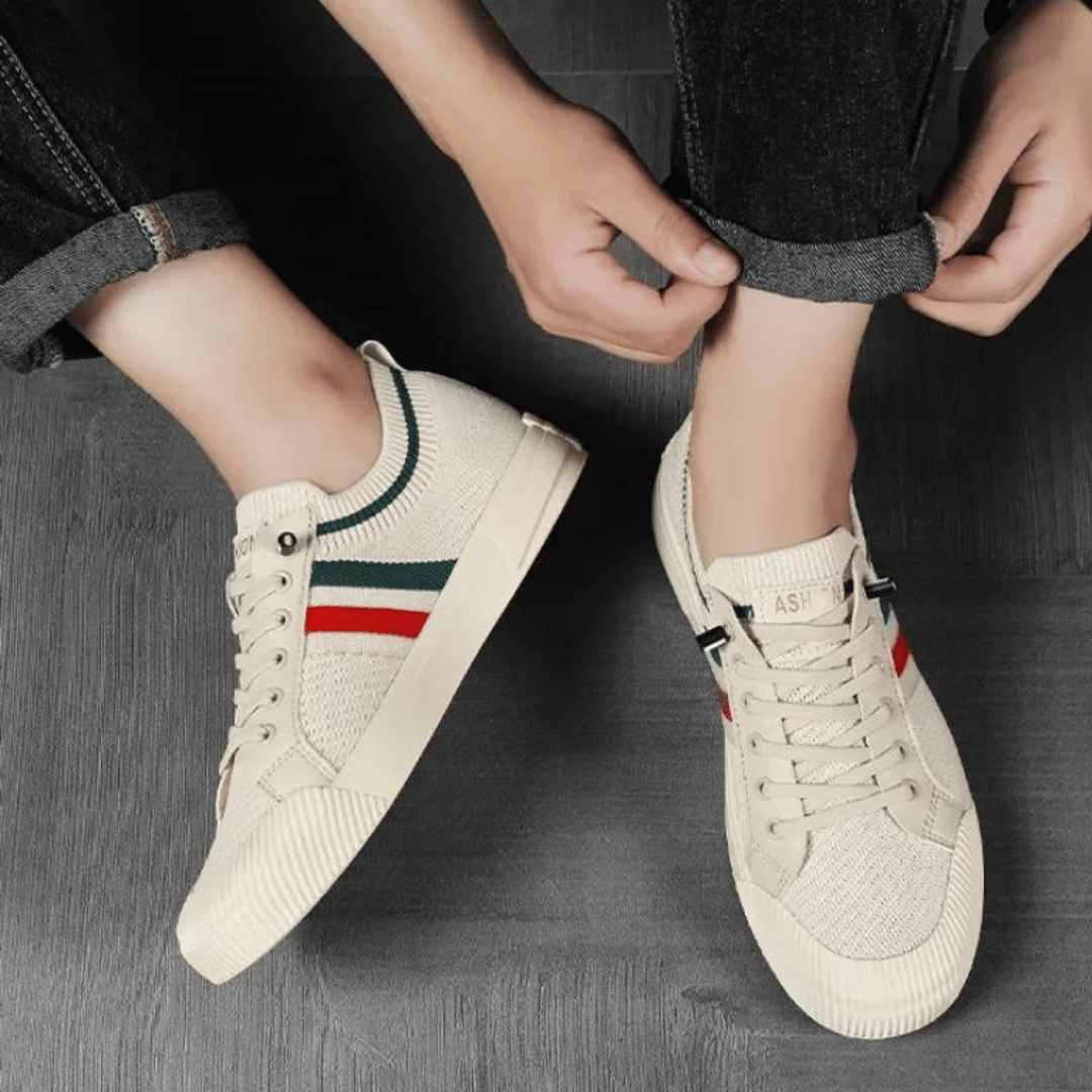 "Scarpe da corsa donna leggere chic, design elegante, colore moderno, materiale traspirante, comfort per uso quotidiano."