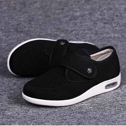 "Scarpe donna diabetiche larghe comfort, colore blu, design slanciato, mesh traspirante, suola morbida."