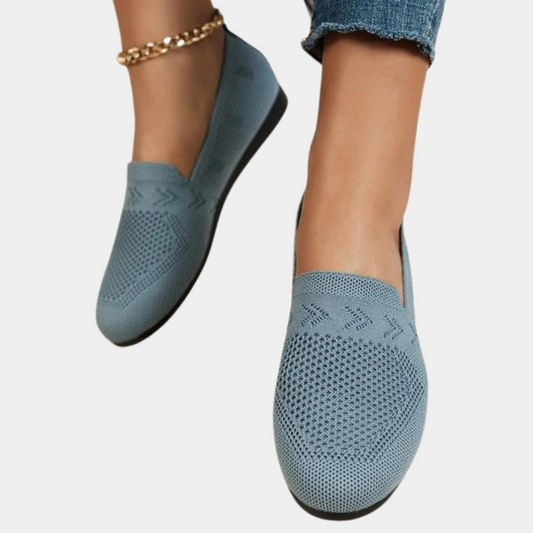 Scarpe ortopediche donna blu eleganti e comfort, design versatile con materiali traspiranti, adatte per ogni occasione.