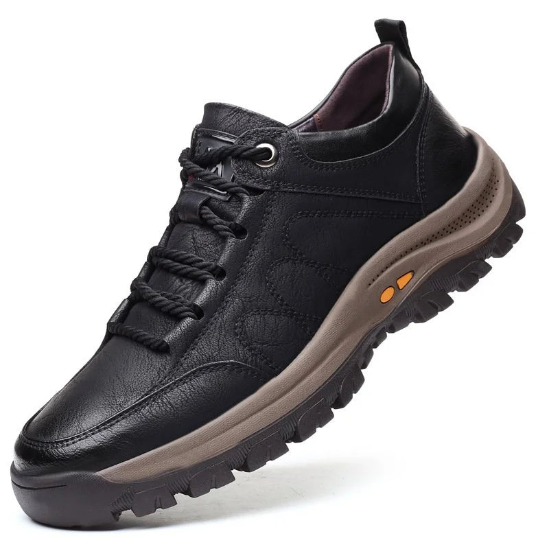 "Scarpe ortopediche uomo in pelle impermeabili con design elegante e suola antiscivolo, ideali per tutte le occasioni."