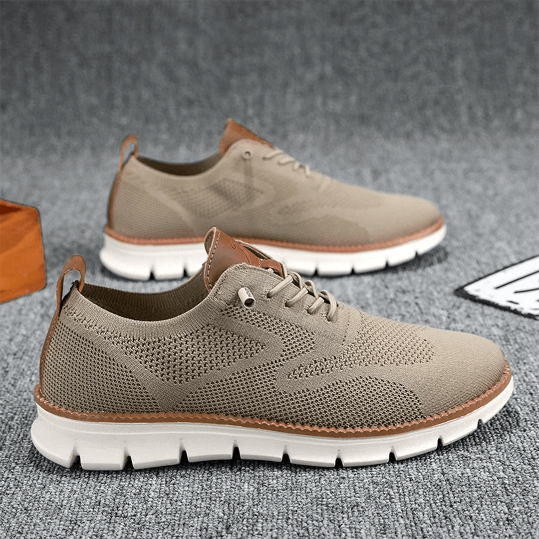 Scarpe uomo multicolore in pelle, design moderno, suola flessibile, ideale per ogni occasione, comfort e stile impeccabili.