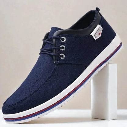 "Scarpe uomo traspiranti e leggere multicolore, design moderno, adatte per ogni occasione, comfort e freschezza assicurati."