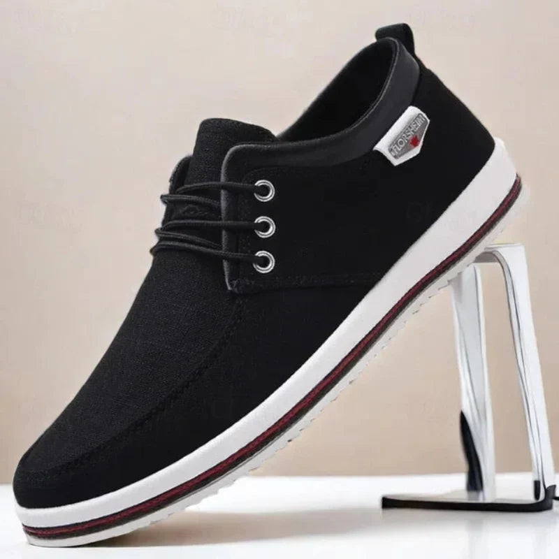 "Scarpe uomo traspiranti e leggere multicolore, design moderno, adatte per ogni occasione, comfort e freschezza assicurati."