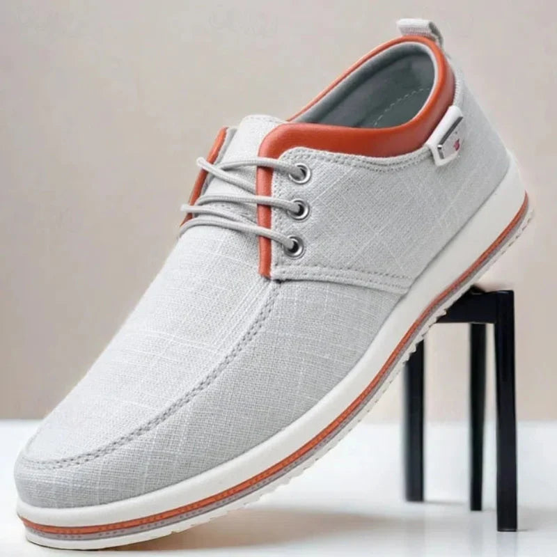 "Scarpe uomo traspiranti e leggere multicolore, design moderno, adatte per ogni occasione, comfort e freschezza assicurati."