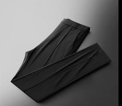 "Set abbigliamento uomo in cotone e lino, camicia elegante e pantaloni abbinati, stile raffinato e confortevole."