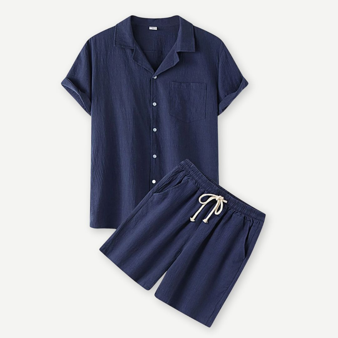 "Set estivo 2 pezzi uomo, lino bianco, design elegante, camicia e pantaloni, perfetto per giornate calde."