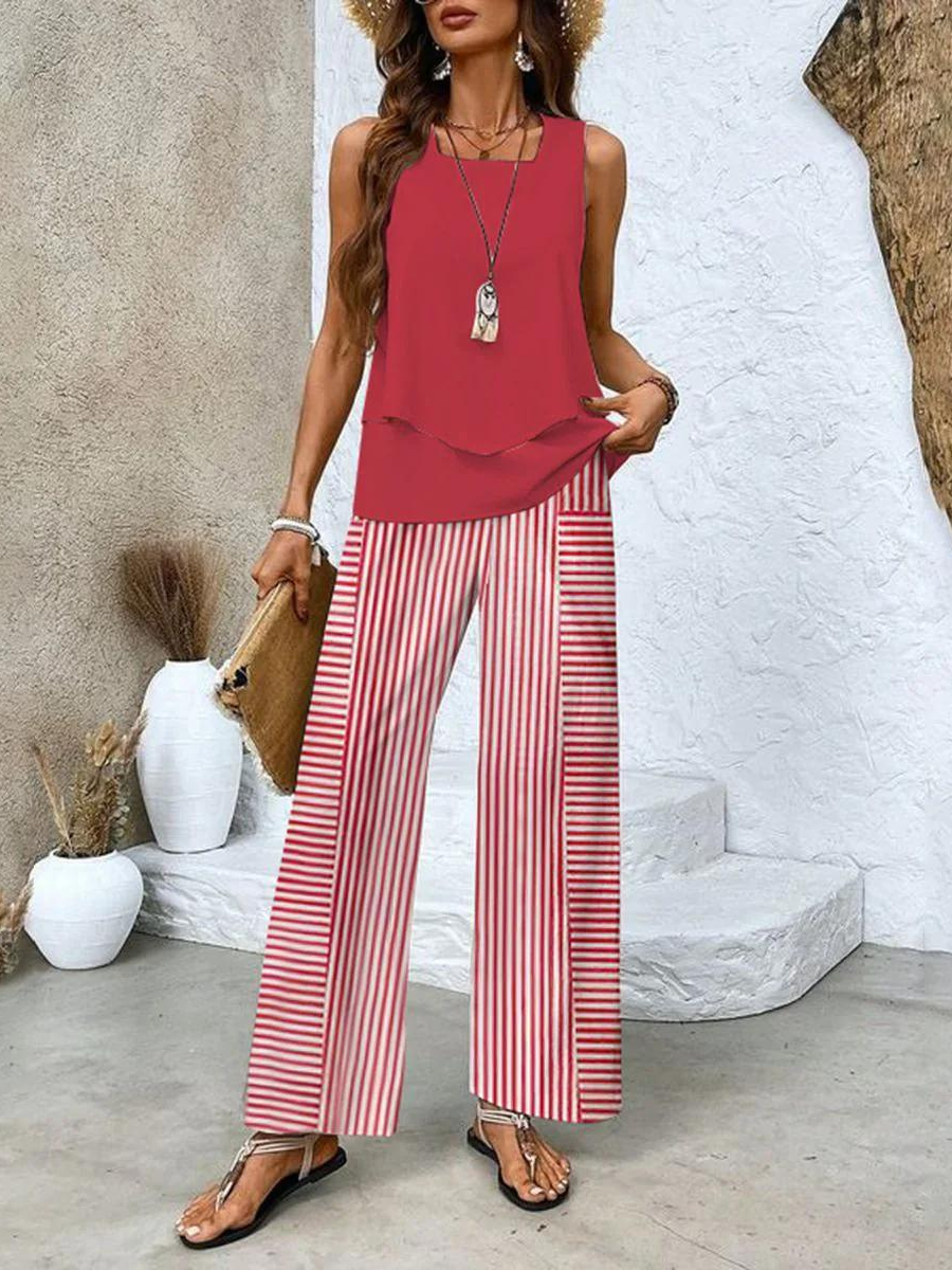 "Set estivo donna 2 pezzi, scollatura quadrata, stampa vegetale blu vivace, eleganza e comfort per giornate calde."