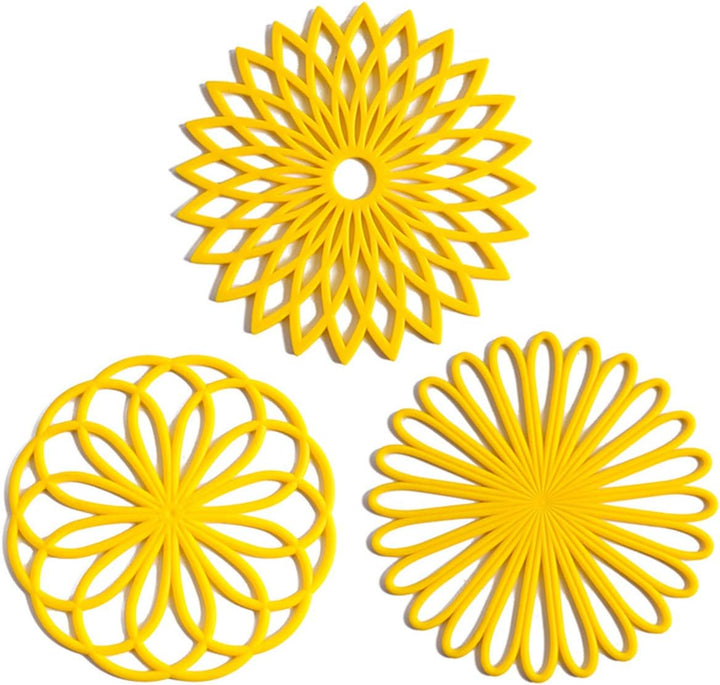 Non-slip silicone trivet set, perfect for hot dishes & kitchen accessories.