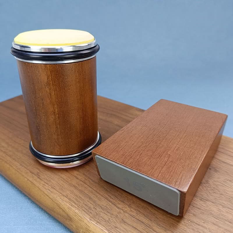 Keep your kitchen knives razor-sharp with the SHARPEDGE professional diamond roller sharpener.