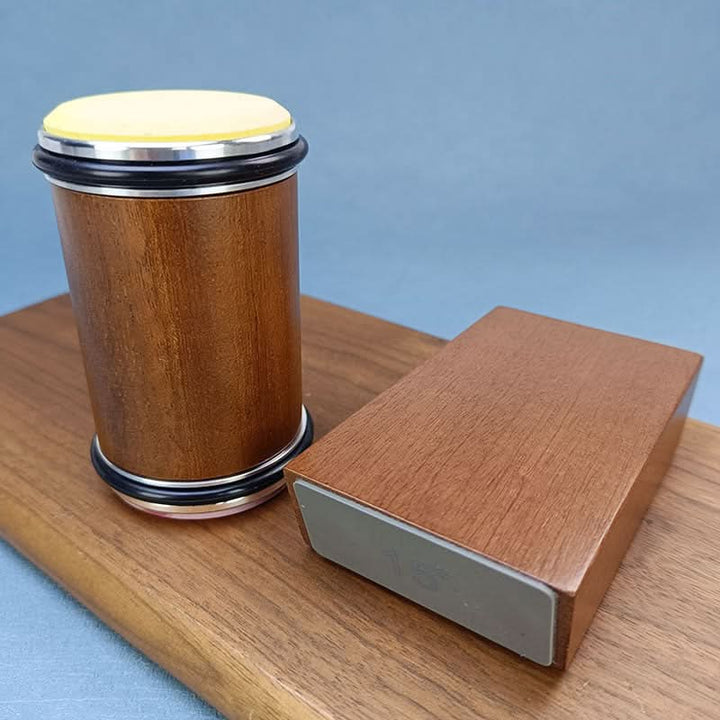 Keep your kitchen knives razor-sharp with the SHARPEDGE professional diamond roller sharpener.