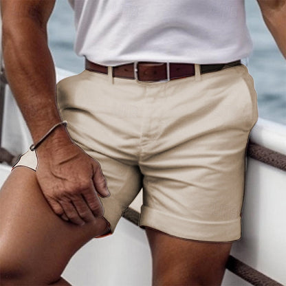 "Shorts estivi da uomo vari colori, tessuto leggero, vita elasticizzata, perfetti per estate e look casual."