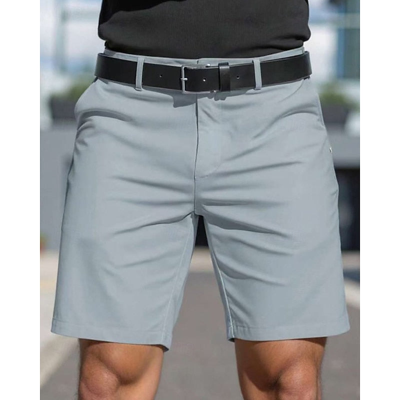 "Shorts uomo estivi comodi, tessuto leggero e taglio moderno, ideali per look casual e giornate calde."