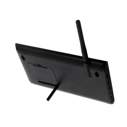 "Sistema di sicurezza wireless con telecamere visionabili, resistenti e adatte a uso esterno, offre monitoraggio notturno."