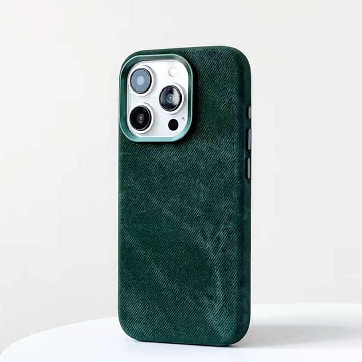 Modern slim iPhone case. Protective, durable, anti-smudge matte finish. Seamless wireless charging support.