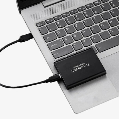 "SSD esterno portatile veloce, alluminio, USB 3.1, compatto e leggero, per archiviazione dati 1TB-16TB, design elegante."