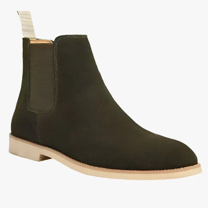 "Stivali Chelsea uomo eleganti in pelle e suede beige, design senza tempo adatto per ogni occasione."
