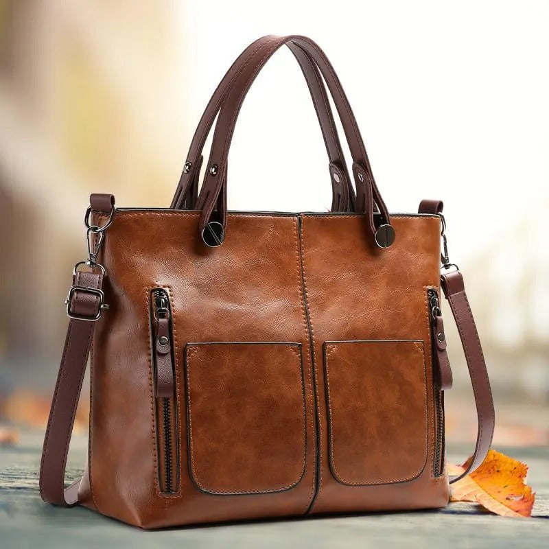 Stylish women's leather handbag, elegant and durable, perfect fashion accessory.