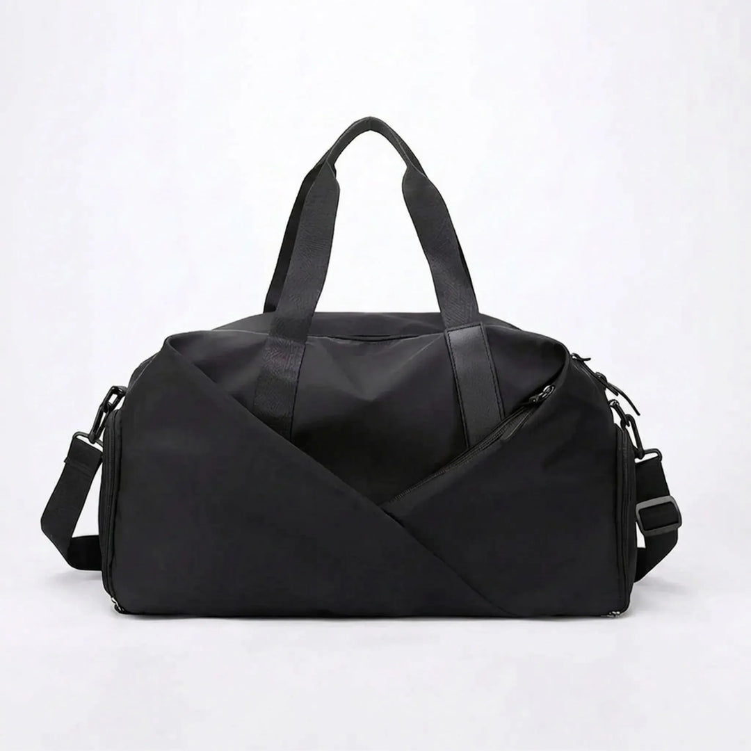 Fashionable women's overnight duffel bag with robust zippers and easy-access pockets for daily use.