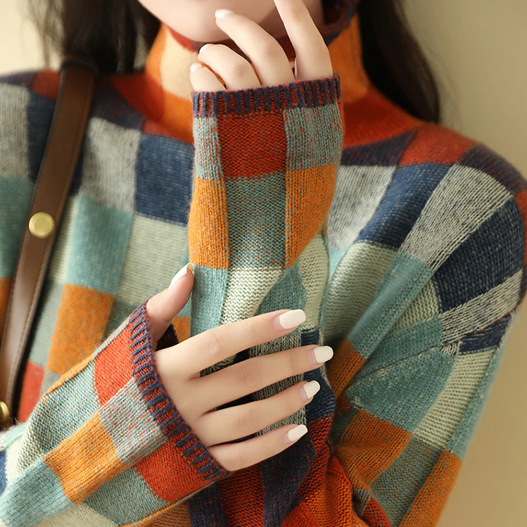Elevate your winter fashion with this cozy & stylish women's patchwork turtleneck top.