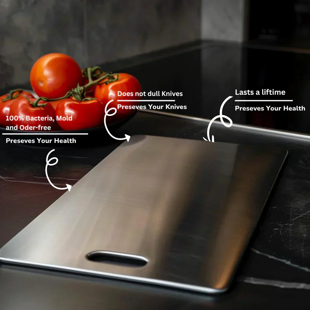 "Tagliere in titanio antibatterico, resistente e igienico, elegante e moderno per cucina, non assorbe odori né batteri."