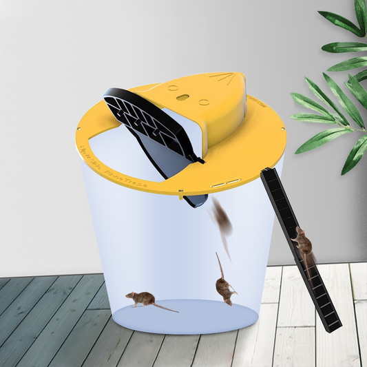 "Trappola gialla per topi umana su coperchio secchio, design sicuro e compatibile, cattura efficace senza danni."