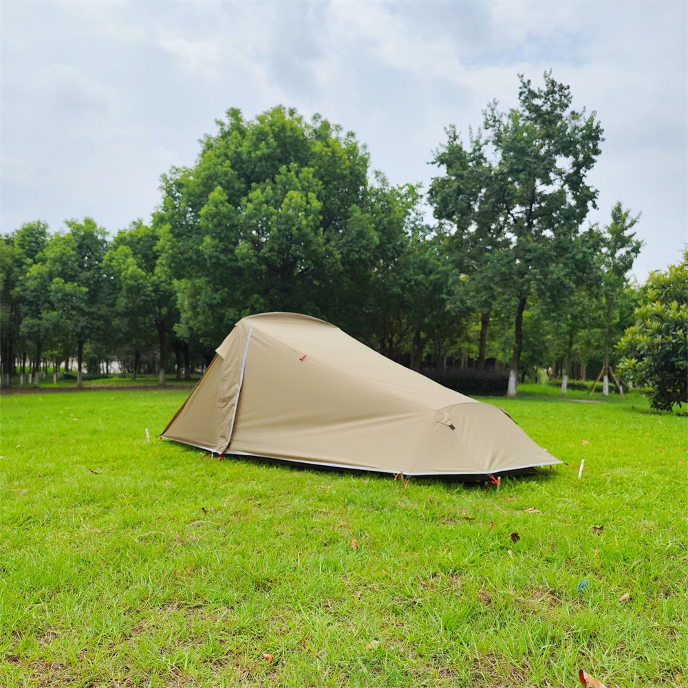 Waterproof 2-person tunnel tent, ultralight, ideal for camping & backpacking