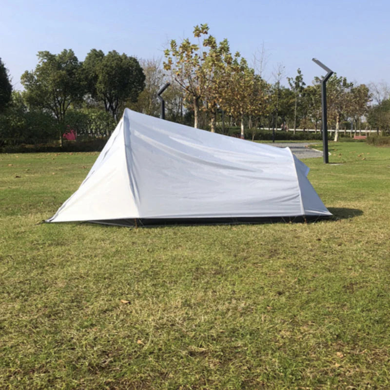 Quick-pitch ultralight 2-person tunnel tent, 1.58kg, backpacking approved.