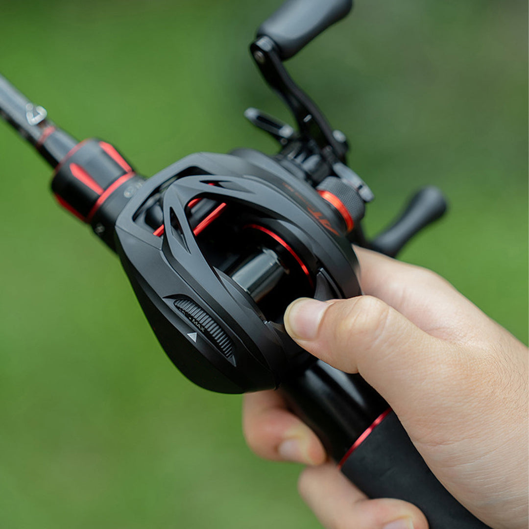 Compact ultralight baitcasting fishing reel, perfect for pro anglers seeking durable and lightweight tackle for various species