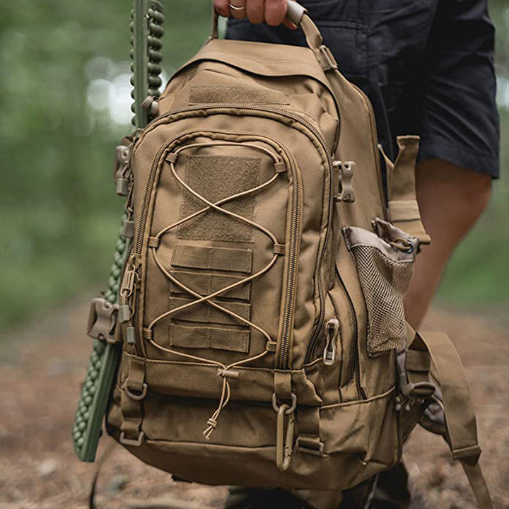 Expandable 60L hiking backpack, demonstrating how capacity increases with zipper expansion