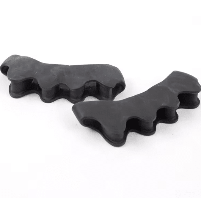 Flexible adjustable toe straightener provides hammer toe pain relief, foot support, and bunion correction.