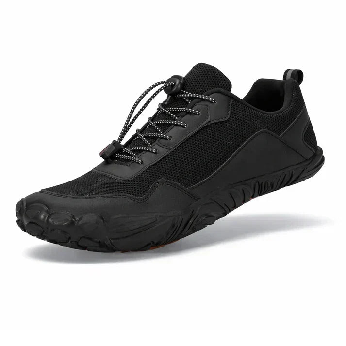 Lightweight unisex barefoot hiking trainers, non-slip & flexible with a wide toe box for agile performance.