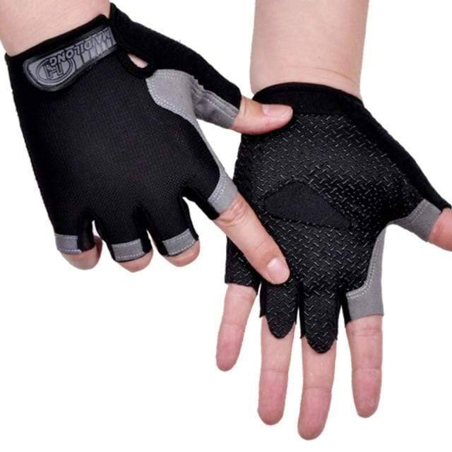 Back of hand detail on unisex sports gloves, breathable mesh material