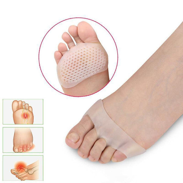 Close-up of breathable gel metatarsal pads, designed for forefoot cushioning & ultimate comfort. Pair included.
