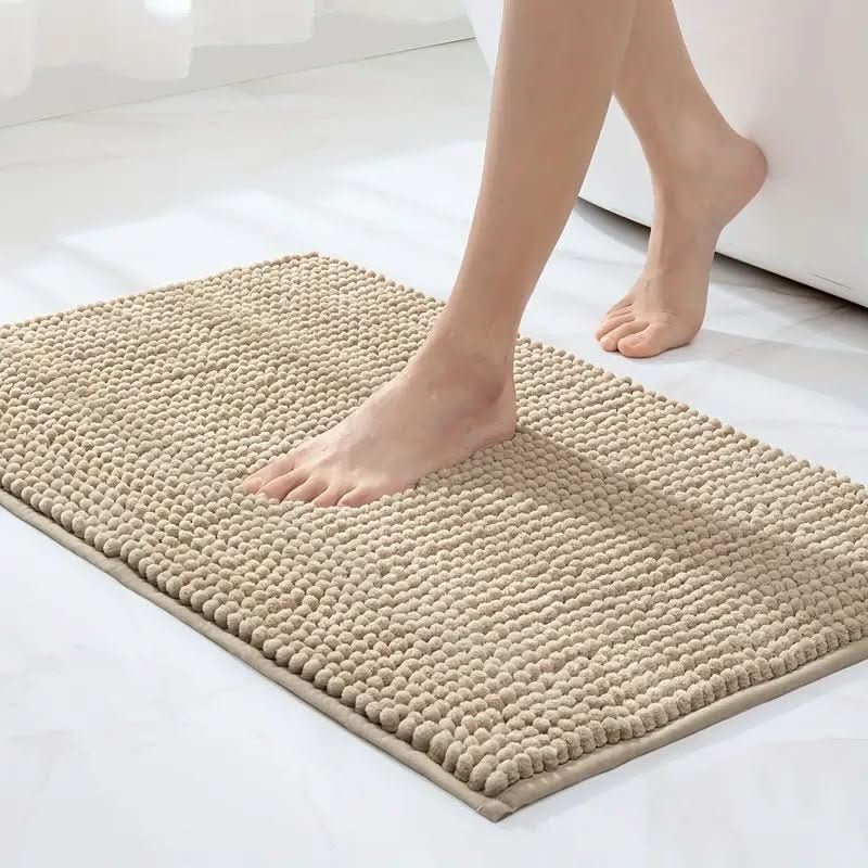 Versatile chenille rug, non-slip & absorbent, suitable as a bathroom floor mat for safety and comfort.