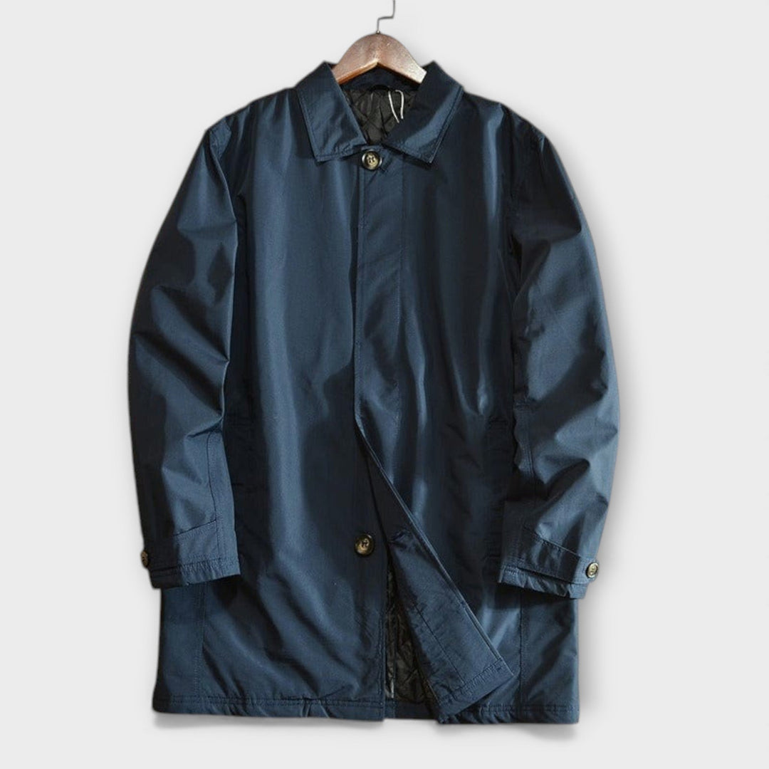 Lightweight weatherproof unisex coat, ideal for coastal wind & rain. Warm, durable outdoor jacket.