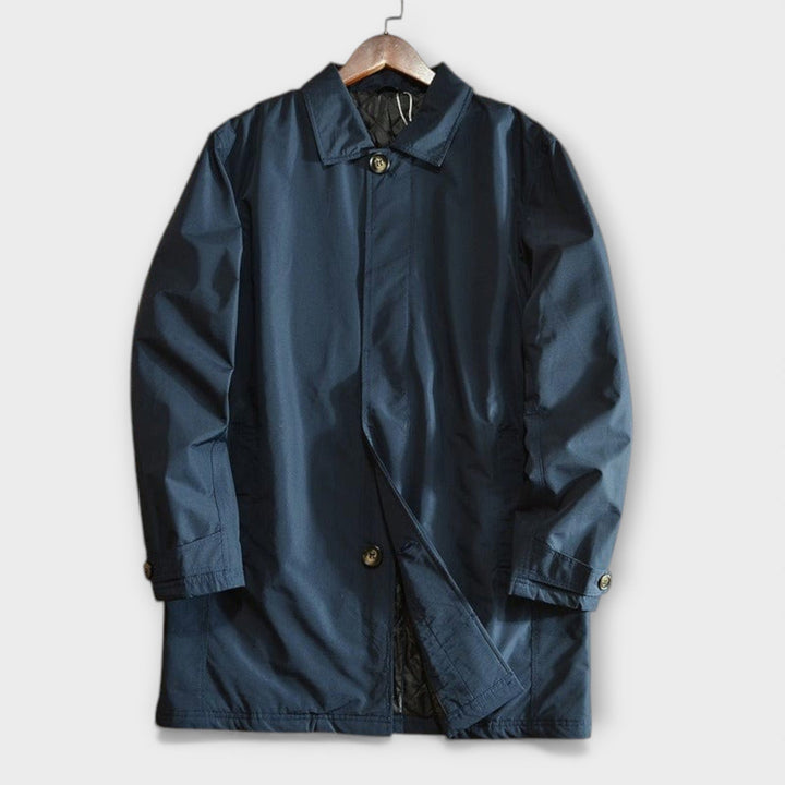 Lightweight weatherproof unisex coat, ideal for coastal wind & rain. Warm, durable outdoor jacket.