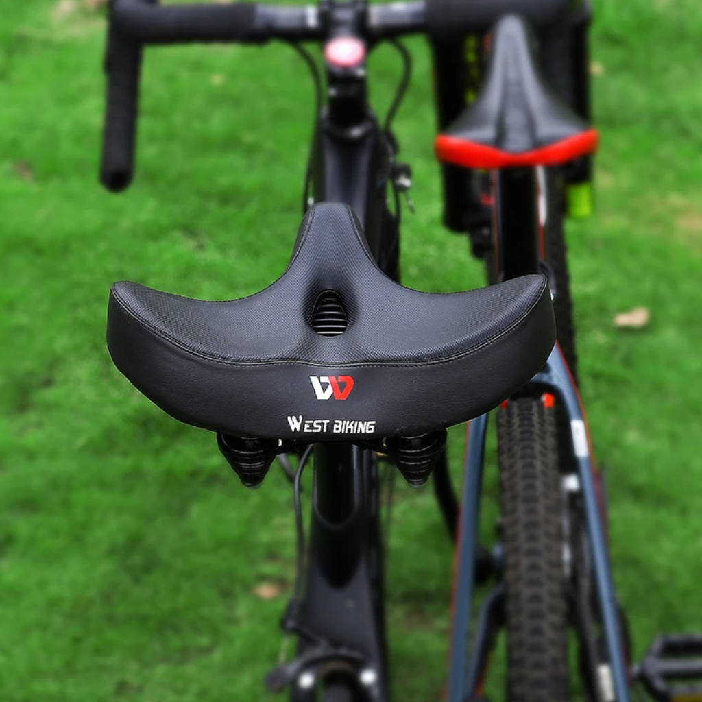 Detail of ergonomic Unisex Comfort Bike Saddle cushioning, enhancing rider experience