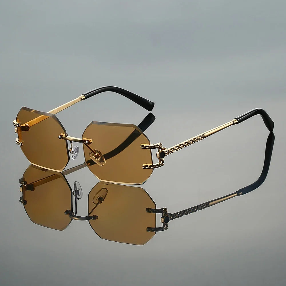 Close-up of lightweight, durable unisex geometric sunglasses, featuring UV400 lenses for superior eye protection.