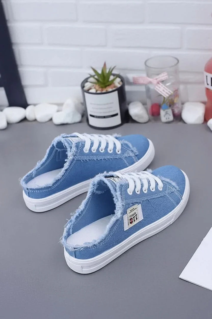 Unisex high-top lace-up sneakers for everyday casual style & comfort. Versatile street footwear.