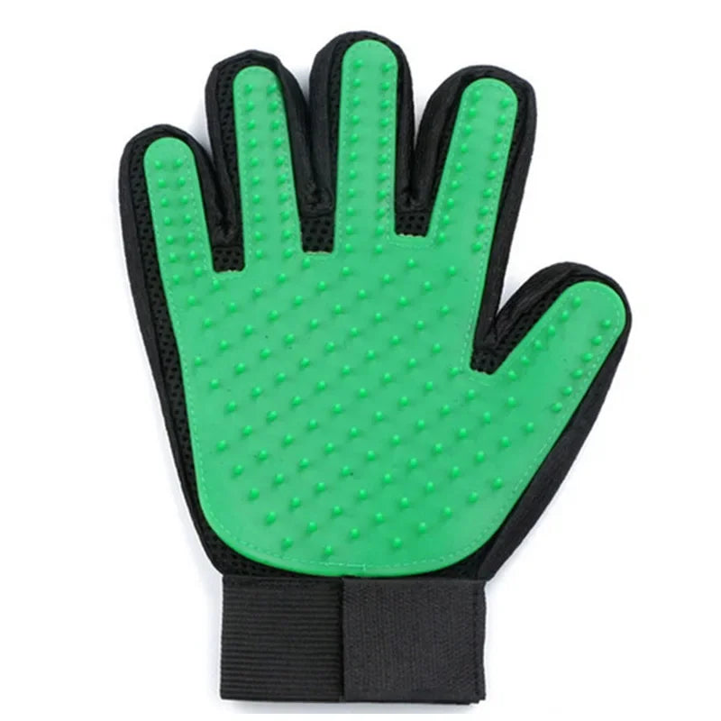 Pet deshedding glove promotes a healthy coat, gentle hair removal, and relaxing pet massage.